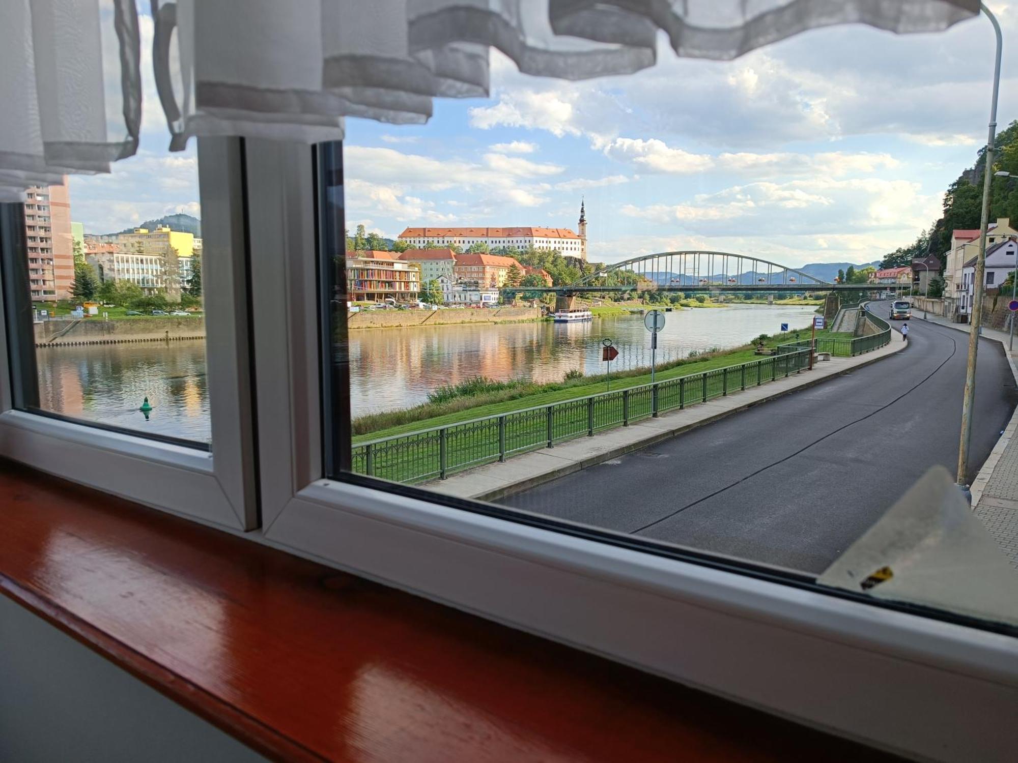 U Bocmana S Vyhledem Na Zamek A Labe Apartment Decin Exterior foto